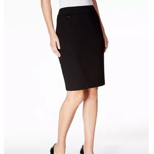 Calvin Klein petite navy pencil skirt size 6P